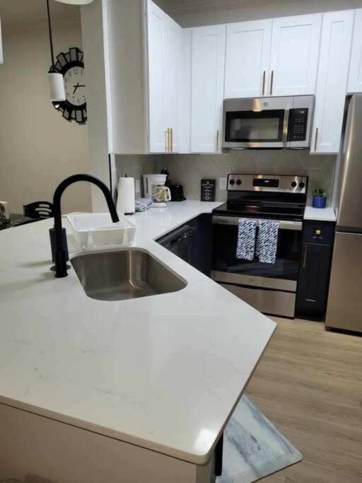 South Charlotte'S Cozy & Modern Apartment Exterior photo