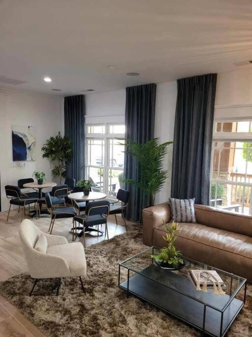 South Charlotte'S Cozy & Modern Apartment Exterior photo